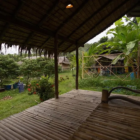 Gaarawe Hotel Ban Bencha Exterior photo
